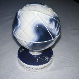 1964-1965 New York World's Fair Ceramic Unisphere Globe Blue & White RARE